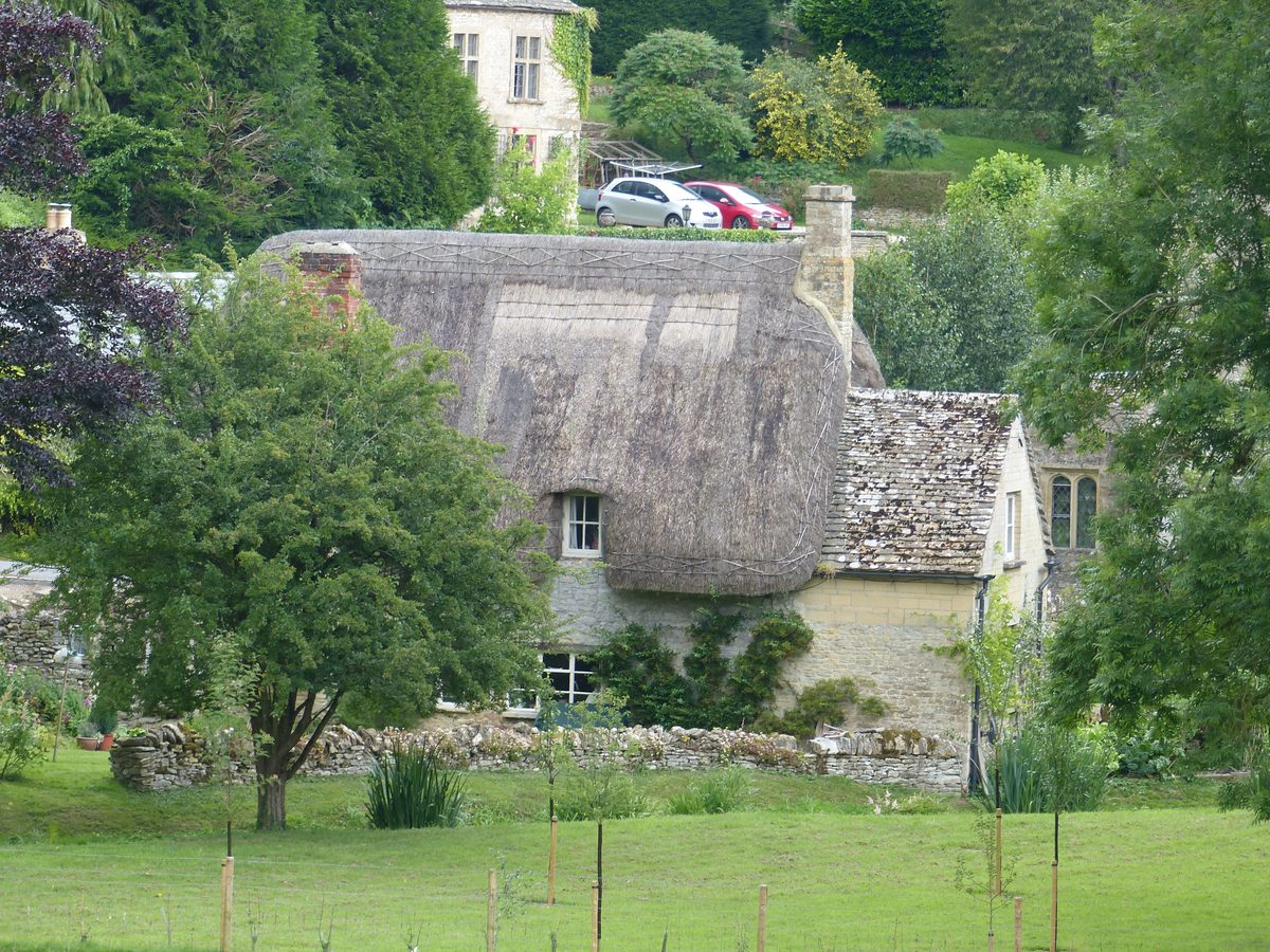 Thatched Cotswold cottage exterior
